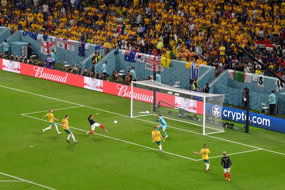 Mbappe a oferit ratarea Campionatului Mondial » Unde a trimis mingea de la doar 6 metri de poarta goală!