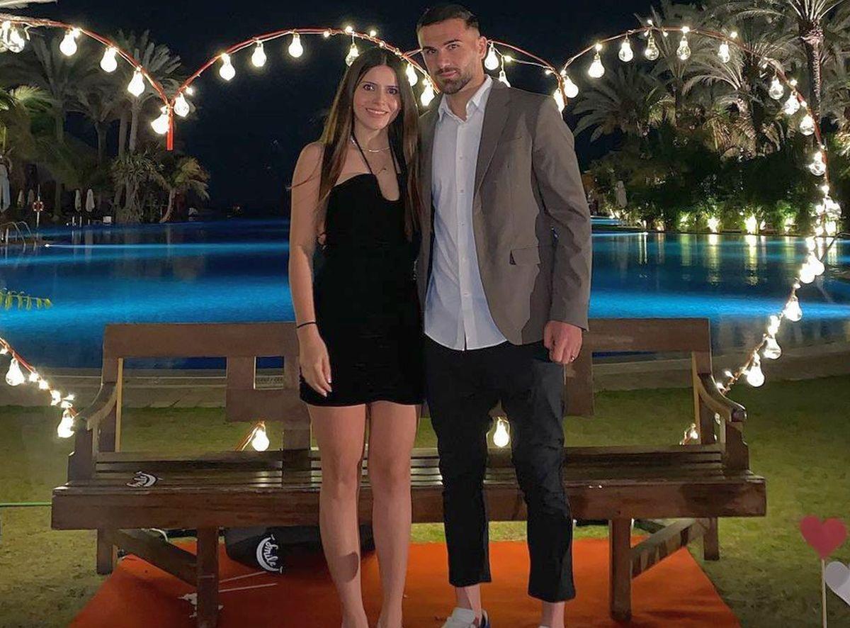 Ce mai face azi coșmarul României de la EURO 2016: a intrat în politică, joacă într-un campionat exotic și și-a găsit marea iubire pe Facebook