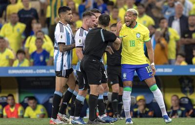 Cel mai dur comentariu după incidentele de la Brazilia - Argentina: „Niște ratați. Ancelotti, nu te duce acolo”
