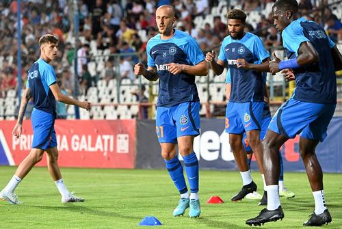 Malcom Edjouma, al doilea de la dreapta la stânga // foto: Imago Images