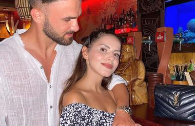 Ce mai face azi coșmarul României de la EURO 2016: a intrat în politică, joacă într-un campionat exotic și și-a găsit marea iubire pe Facebook