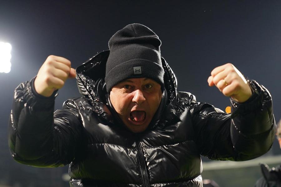 Marius Șumudică a fost demis înaintea lui Dan Petrescu. Foto: Gaziantep FK Marius Șumudică vs. Dan Petrescu, o rivalitate de la distanță » Conflictul dus la extreme peste care cei doi antrenori nu au trecut nici acum