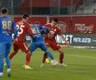 Deschidere de scor în Superliga dintr-un penalty controversat: „Hai, mă, n-ai cum! E grotesc, pe cuvântul meu!”