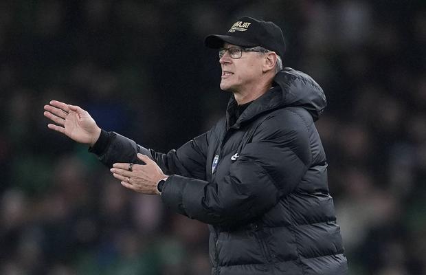 Selecționerul dat afară după dezastrul din Liga Națiunilor » Părăsește naționala după 8 ani