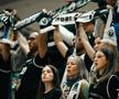 Jucătorii lui U-BT Cluj-Napoca, cu o dungă de ruj sub ochi, în duelul cu FMP Belgrad/Foto: Dragana Stjepanovic (aba-liga.com)