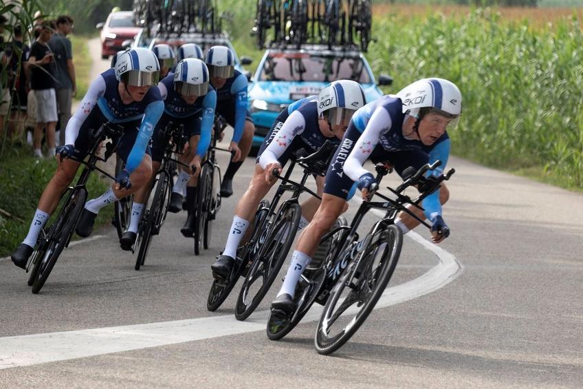 Cicliștii de la Israel-Premier Tech în etapa de contratimp pe echipe în Turul Spaniei Foto: Imago Images