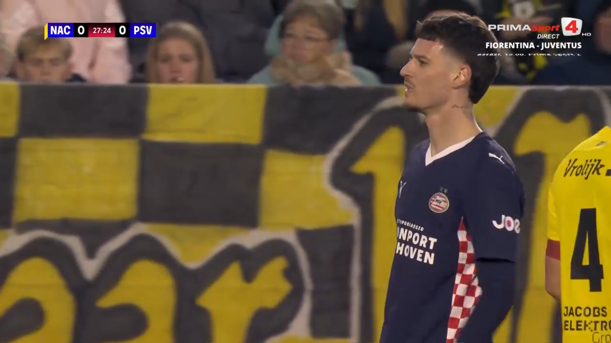 Dennis Man, în NAC Breda - PSV