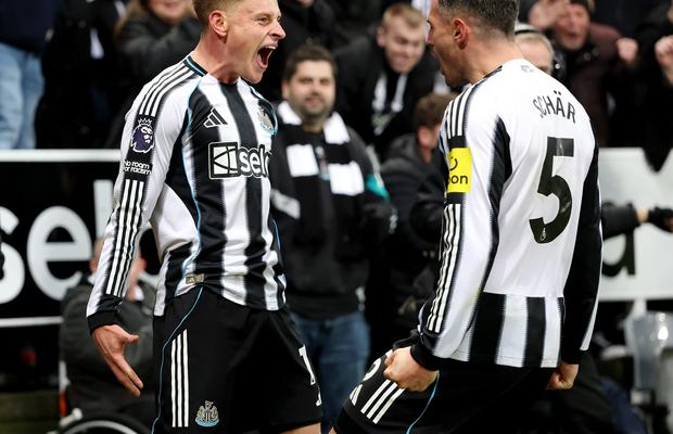 Newcastle - Manchester City 2-1 » „Coțofenele” îi răpun pe „cetățeni” într-un meci extrem de spectaculos pe St. James's Park!