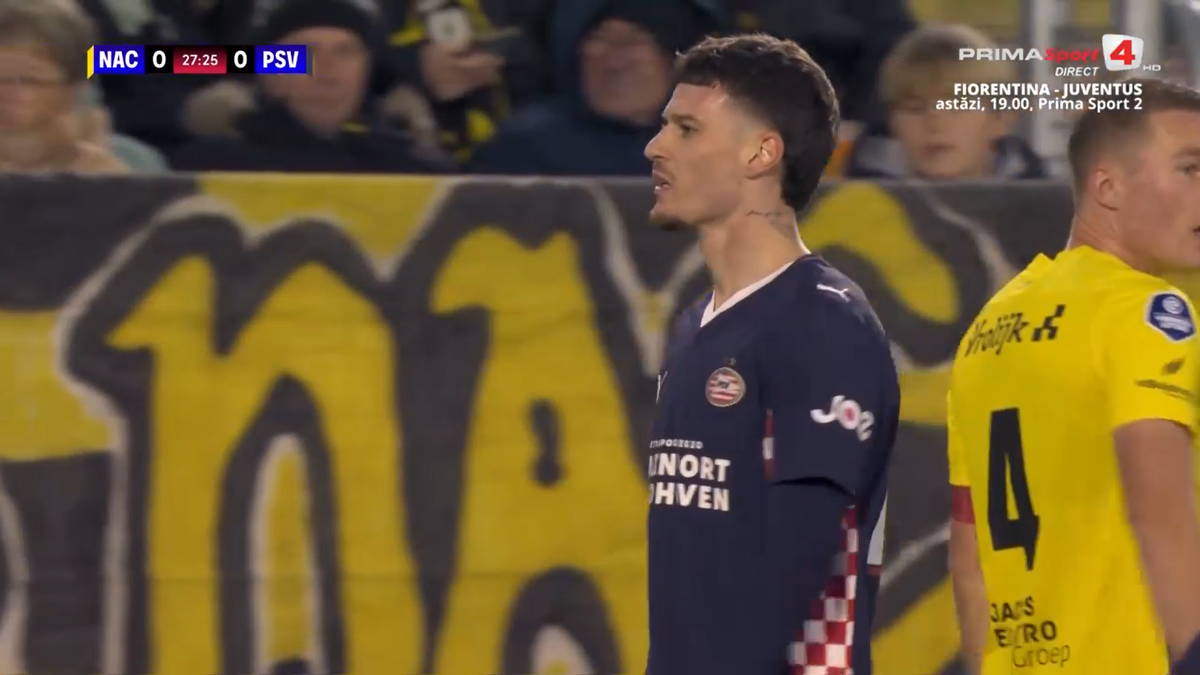 Dennis Man, în NAC Breda - PSV