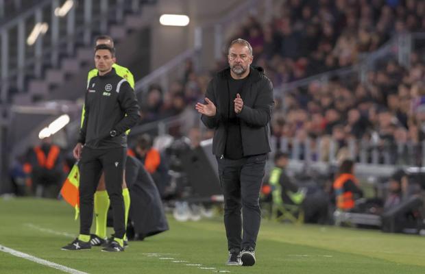 Hansi Flick, fericit după debutul pe versiunea îmbunătățită a Camp Nou: „A fost una din acele zile”