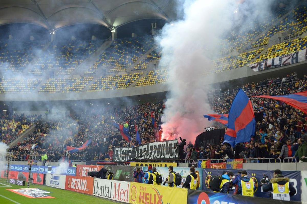 FCSB - CRAIOVA 2-0 // VIDEO + FOTO Vintilă termină anul pe podium, Pițurcă rămâne cu ironiile!