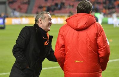 FCSB - CRAIOVA 2-0 // VIDEO Gigi > Piți » Antrenorul oltenilor umilit de patronul FCSB în „singurul meci în care mă bag peste Vintilă”! Diferență uriașă și la puncte