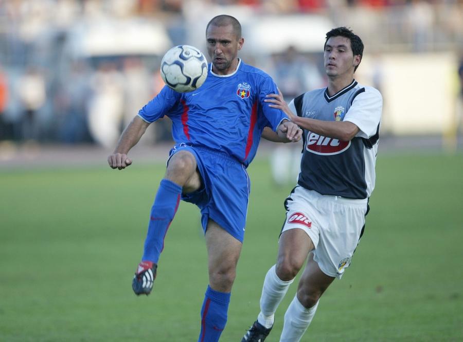 Tibor Moldovan îl hăituiește pe Dorel Mutică, într-un Unirea Alba Iulia - Steaua Propunere surprinzătoare din Superliga pentru FCSB: „E un fundaș central foarte bun”