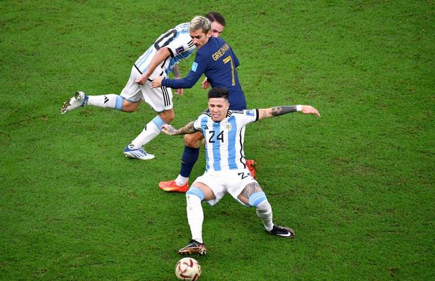 Nu au vrut să audă! Benfica a refuzat 100 de milioane de euro pentru proaspătul campion mondial