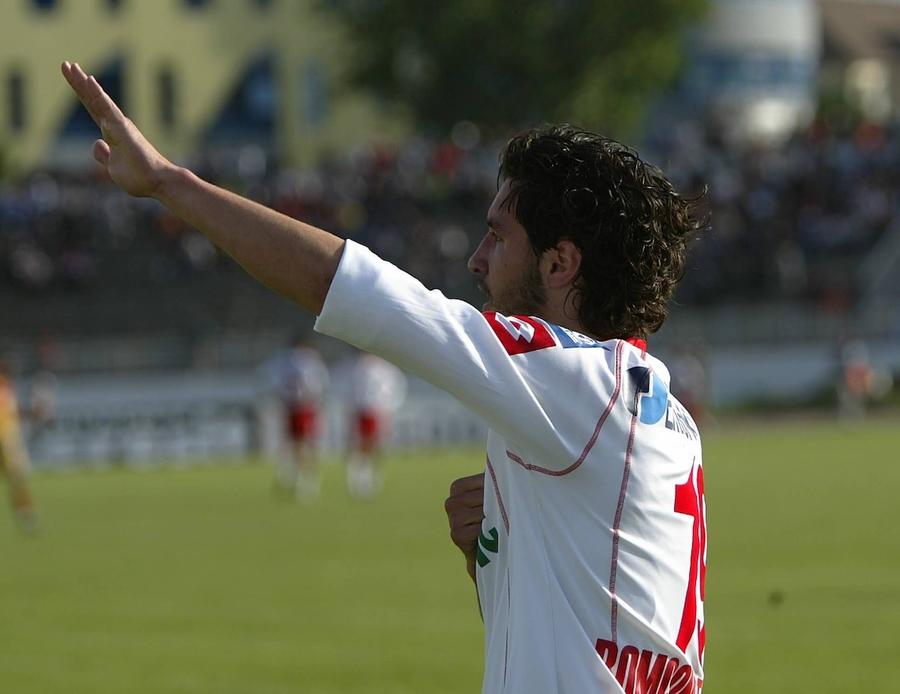 Tibor Moldovan, în Liga 1, în tricoul lui Dinamo „Am meritat să fiu în Echipa Bețivilor!” » Fost atacant la Dinamo și favoritul lui Iordănescu, interviu onest: cum fura cu băieții de cartier, de ce și-a bătut iubita și de ce n-a reușit mai mult în carieră