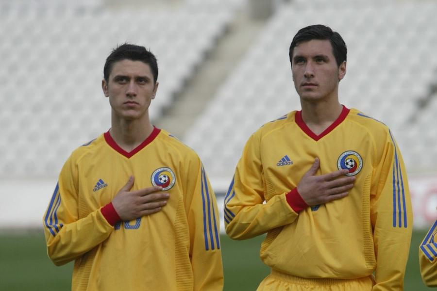 Marica și Moldovan, la imn, înainte de România - Ungaria „Am meritat să fiu în Echipa Bețivilor!” » Fost atacant la Dinamo și favoritul lui Iordănescu, interviu onest: cum fura cu băieții de cartier, de ce și-a bătut iubita și de ce n-a reușit mai mult în carieră