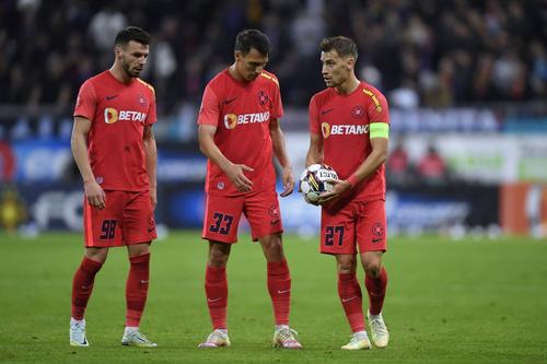 Mihai Stoica, managerul general de la FCSB, susține că Andrei Cordea (23 de ani, extremă dreapta) s-a confruntat cu probleme medicale în ultime vreme, de aici evoluțiile mai slabe.