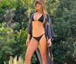 Jennifer Lopez, în rochia roșie purtată de Iga Swiatek » Imaginea a devenit virală după ce fanii au sesizat ce ajustări a făcut J. LO