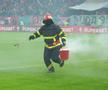 Scenografii și mesaje ironice la Dinamo - Rapid (FOTO: GSP)