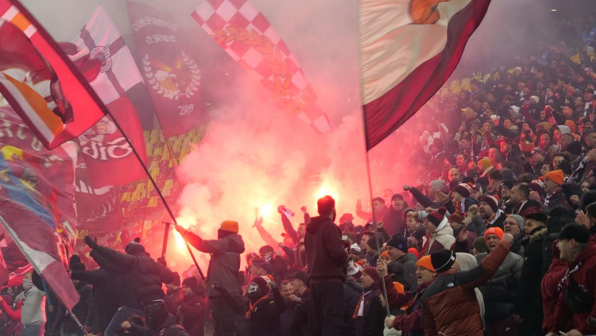 Dinamo - Rapid 0-0. Derby neconcludent, cu „artificii” în prelungiri! Șumudică, în afara play-off-ului la final de an!