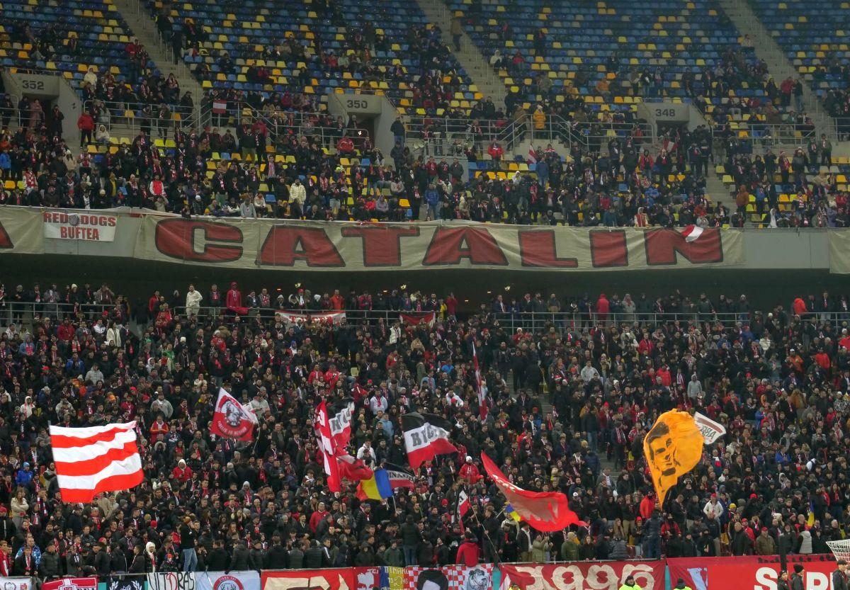 Dinamo vrea să dea lovitura iernii în Superliga » Fotbalistul român de 4 milioane de euro este principală țintă a „câinilor”