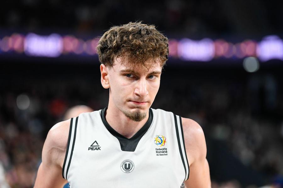 Mihai Măciucă, trimis la vestiare de Mihai Silvășan/Foto: Imago Images Situație rară la ultimul meci al lui U-BT Cluj-Napoca! Trimis la vestiare după ce a râs ironic în fața antrenorului: „Afară!”