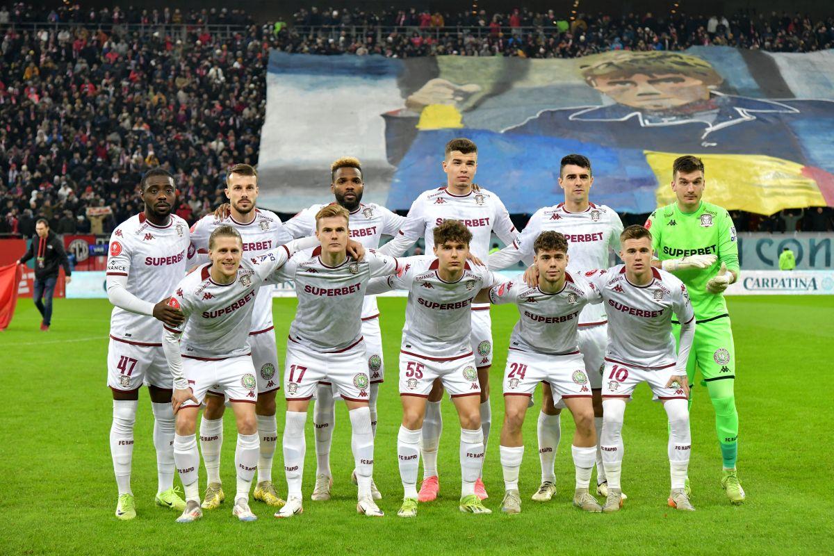 Dinamo vrea să dea lovitura iernii în Superliga » Fotbalistul român de 4 milioane de euro este principală țintă a „câinilor”