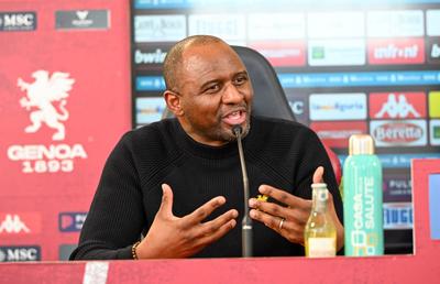 Chestionat de reporterii GSP, celebrul Patrick Vieira a rezumat la un singur cuvânt primul dialog avut cu Dan Șucu