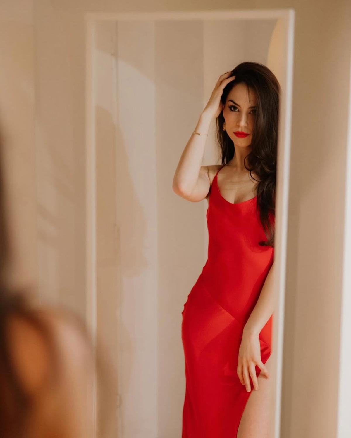 Jana Ceklanovic,  violonista care i-a sedus pe fanii lui Dinamo