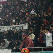 Scenografii și mesaje ironice la Dinamo - Rapid (FOTO: GSP)