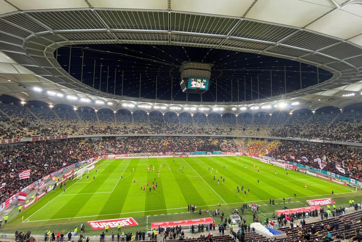 Dinamo vrea să dea lovitura iernii în Superliga » Fotbalistul român de 4 milioane de euro este principală țintă a „câinilor”
