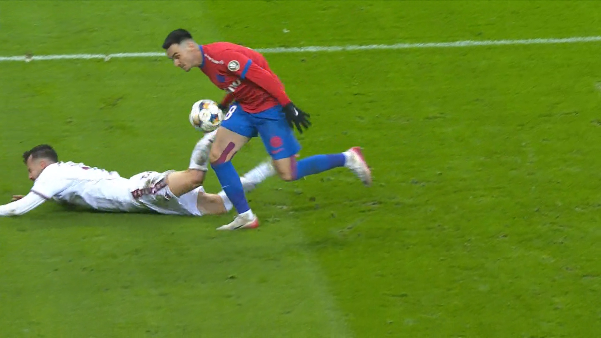 Rapid a cerut penalty în prelungirile derby-ului cu FCSB