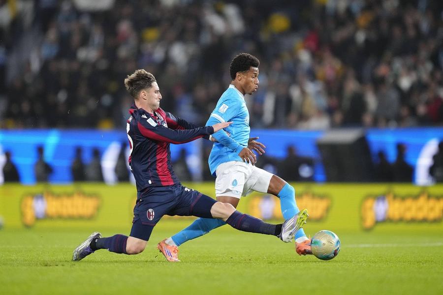 Napoli este noua supercampioană! » Super David Neres a răpus-o în finală pe Bologna, cu o „doppietta”, la Riad