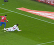 Rapid a cerut penalty în prelungirile derby-ului cu FCSB // FOTO: captură Orange Sport