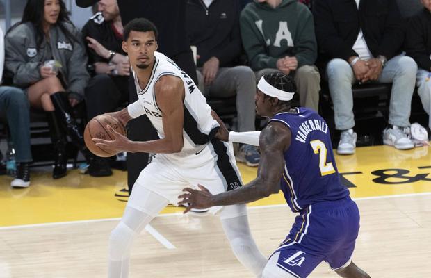 Victor Wembanyama, vedeta lui San Antonio Spurs, apare într-o anchetă din Franța! Suspiciuni legate de transferul său la Metropolitans 92