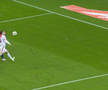 Rapid a cerut penalty în prelungirile derby-ului cu FCSB // FOTO: captură Orange Sport