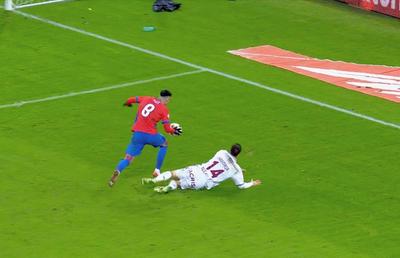 Viciere de rezultat în FCSB - Rapid?! A văzut faza și n-are niciun dubiu: „Penalty”