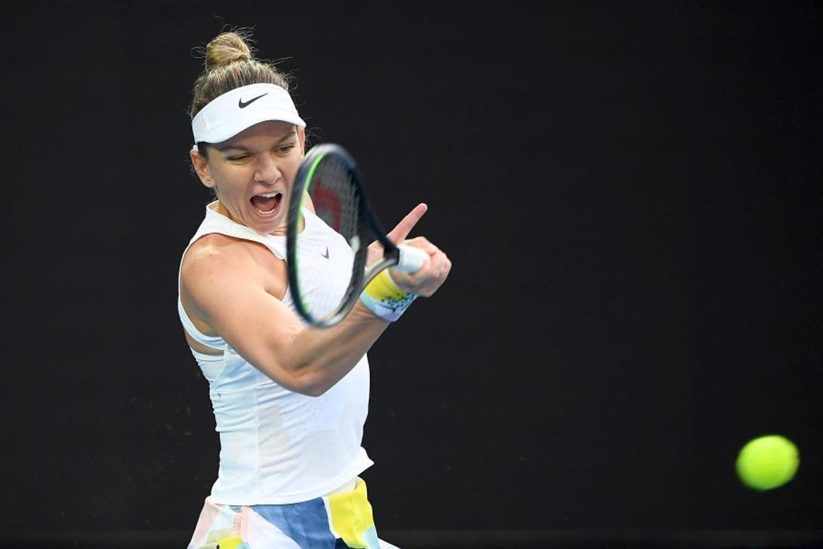 Simona Halep - Harriet Dart