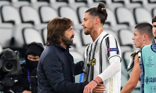 Andrea Pirlo și Radu Drăgușin FOTO IMAGO