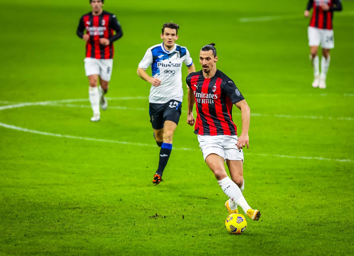 MILAN - ATALANTA 0-3. VIDEO Zlatan Ibrahimovic, dispută aprinsă pe San Siro: „Am mai multe goluri decât ai tu meciuri jucate!”