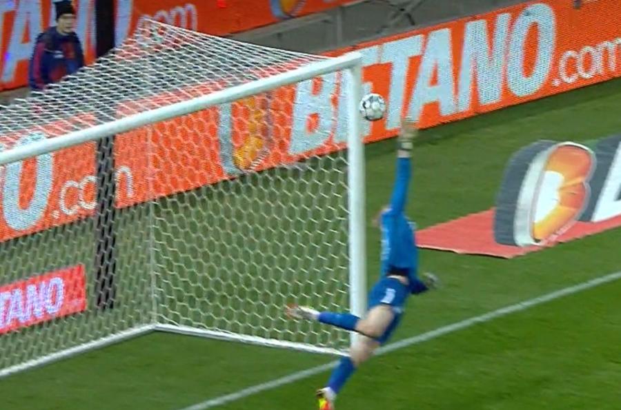 Captură @telekom sport FCSB - CFR CLUJ. I-a ieșit bijuteria! » Cum a reușit Octavian Popescu unul dintre golurile sezonului în derby: 3 vinovați