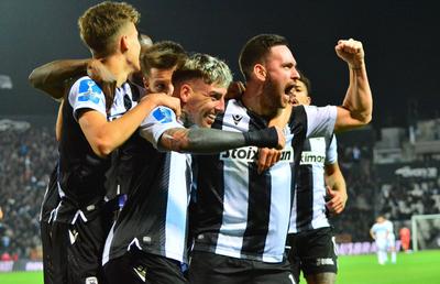 Răzvan Lucescu mătură cu Panathinaikos și acuză: „Alții controlează sistemul de 25 de ani”. Jurnaliștii din Grecia îl laudă: „Părintele psihologiei în fotbal”