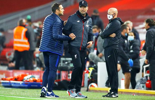Antrenor demis în Premier League » Cine va conduce echipa la derby-ul cu liderul Arsenal