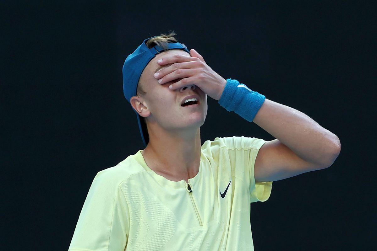 Elevul lui Patrick Mouratoglou, eliminat dramatic la Australian Open 2023! A ratat două mingi de meci în decisiv și a avut 5-0 în ultimul tiebreak