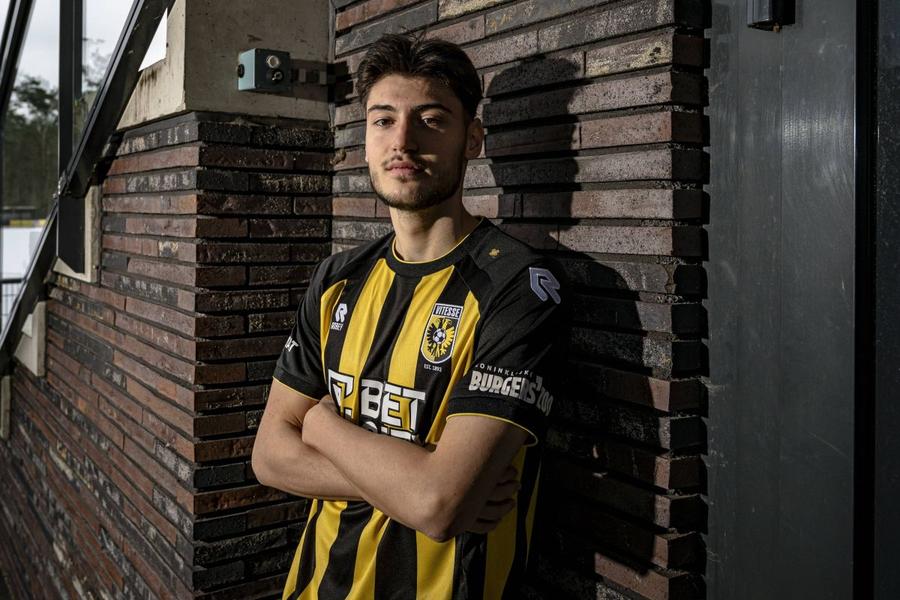 Mazilu la Brighton. Alt Tudor Băluță?