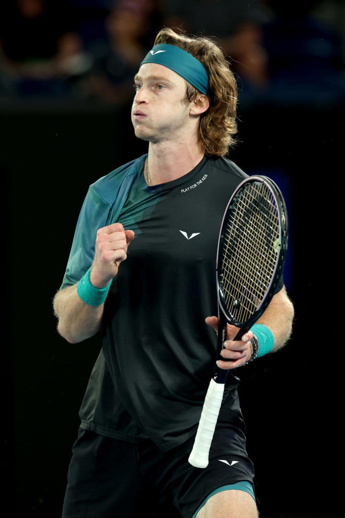 Italianul Jannik Sinner (4 ATP) l-a învins pe rusul Andrey Rublev (5 ATP) la Australian Open