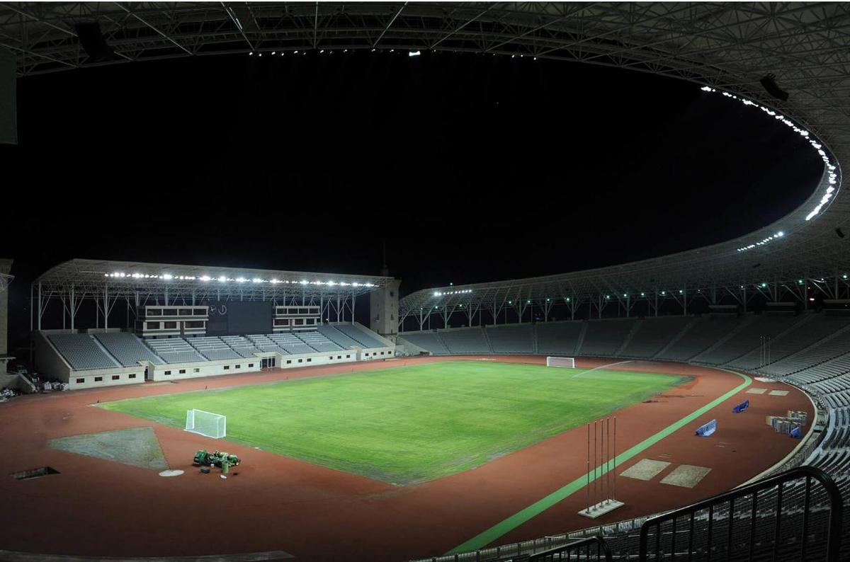 Qarabag - FCSB, pe un stadion cu istorie zbuciumată » A purtat numele lui Stalin și Lenin, iar acum e denumit după protagonistul „celui mai controversat gol din istorie”