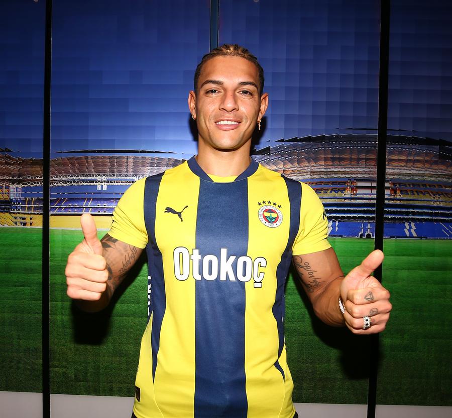 Jose Mourinho, lovitură după lovitură pe piața transferurilor » Fenerbahce a transferat un fotbalist din Premier League