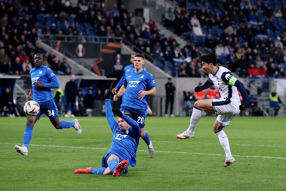 „New look” pentru Radu Drăgușin cu Hoffenheim, la 4 zile după ce a fost umplut de sânge