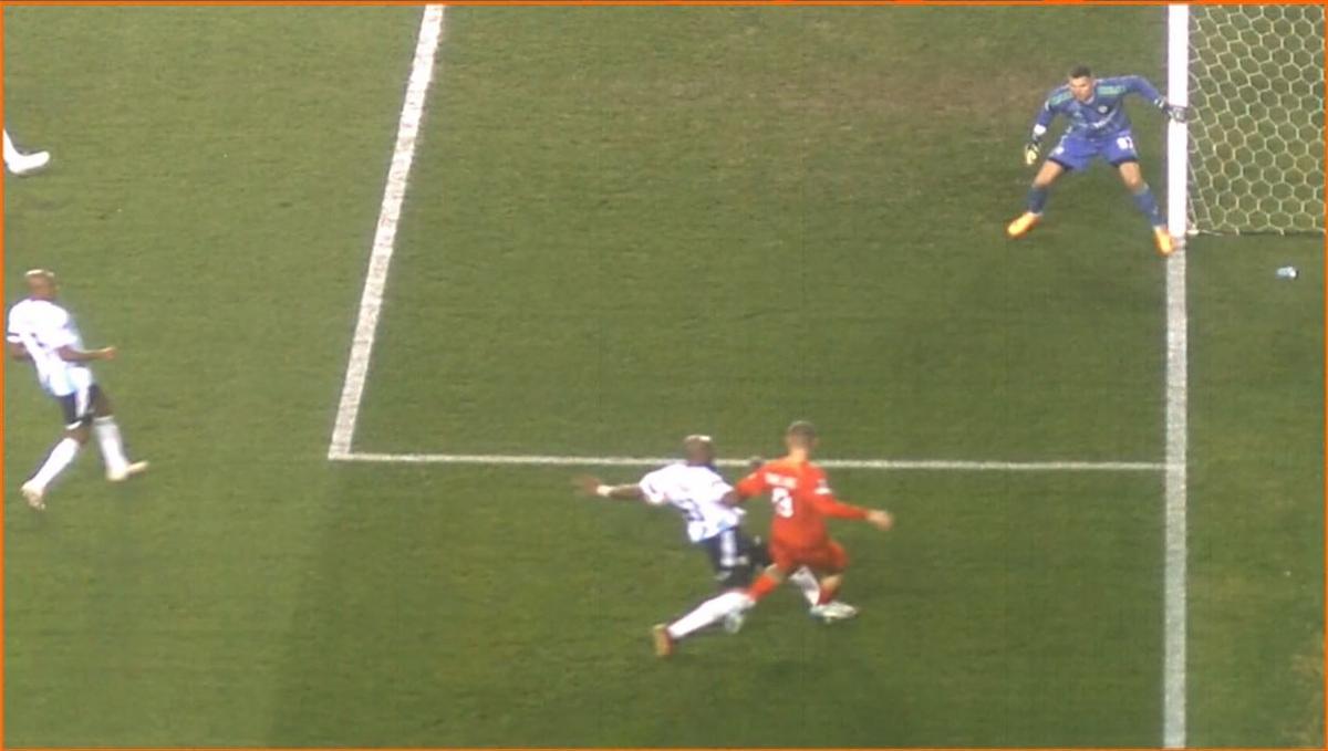 Penalty anulat de VAR în Qarabag - FCSB